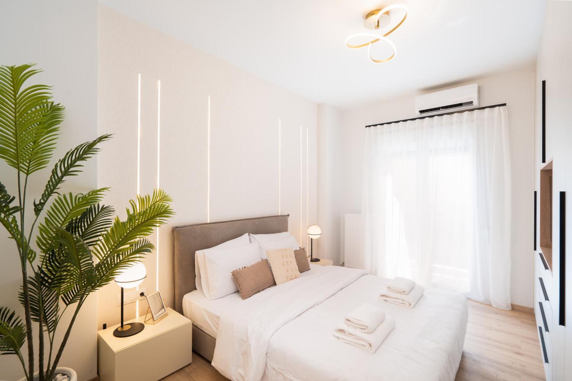 Luxury Apartment Next To The National Museum Афіни Екстер'єр фото