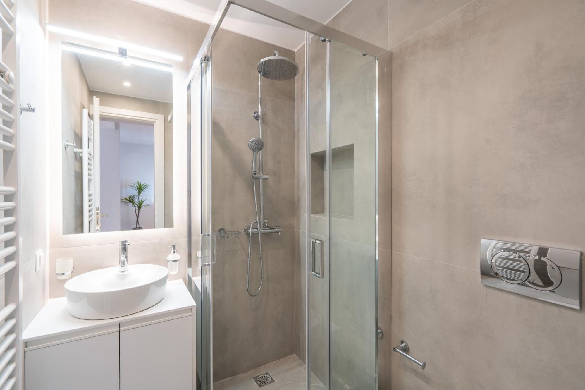 Luxury Apartment Next To The National Museum Афіни Екстер'єр фото