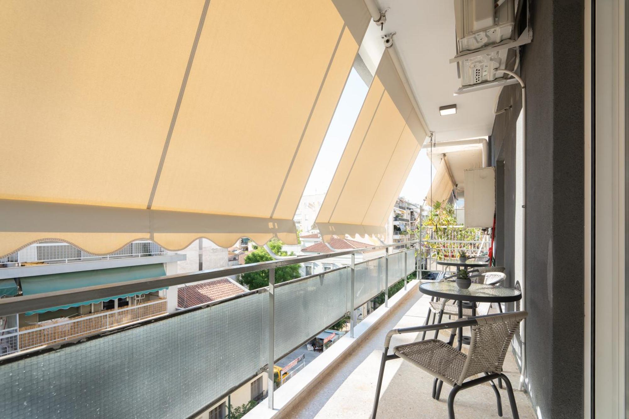 Luxury Apartment Next To The National Museum Афіни Екстер'єр фото